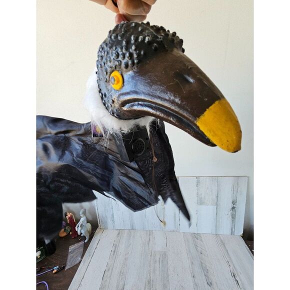 Animated crow bird Halloween prop hanging unique - Picture 8 of 9